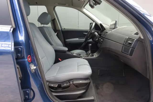 BMW X3 (2005) thumbnail 4
