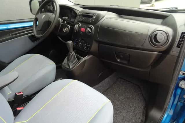 Peugeot Bipper (2012) thumbnail 5