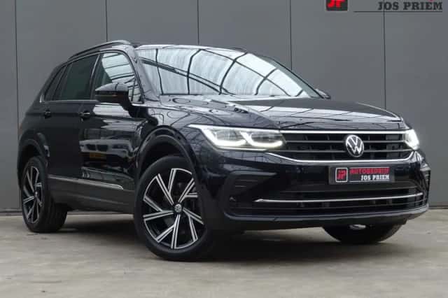 Volkswagen Tiguan (2023) thumbnail 2