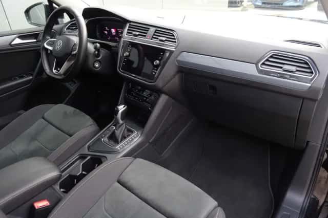 Volkswagen Tiguan (2023) thumbnail 5