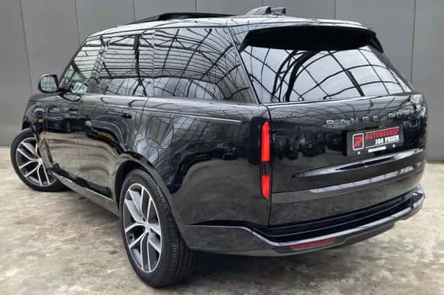 Land Rover Range Rover (2024) thumbnail 2