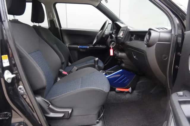 Suzuki Ignis (2021) thumbnail 4