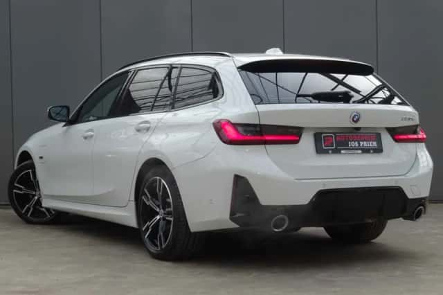 BMW 3-Serie (2023) thumbnail 2