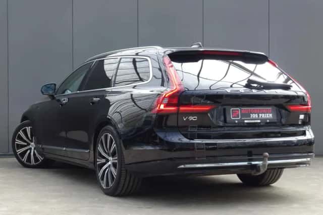 Volvo V90 (2021) thumbnail 2