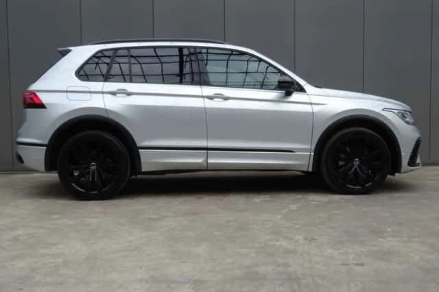 Volkswagen Tiguan (2024) thumbnail 2
