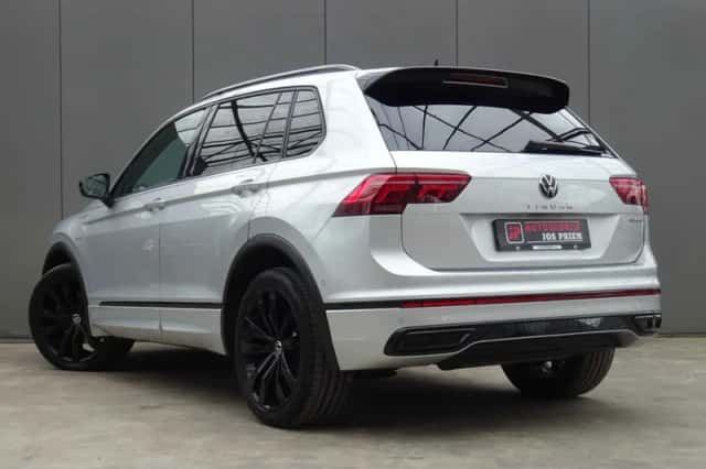 Volkswagen Tiguan (2024) thumbnail 3