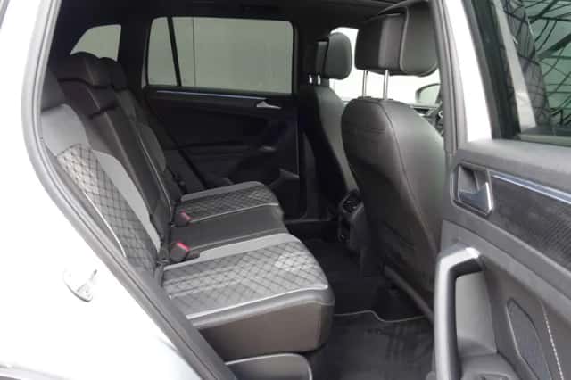 Volkswagen Tiguan (2024) thumbnail 5