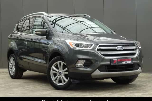 Ford Kuga (2017) thumbnail 1