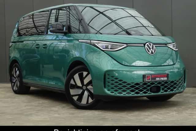 Volkswagen ID. Buzz (2023) thumbnail 1