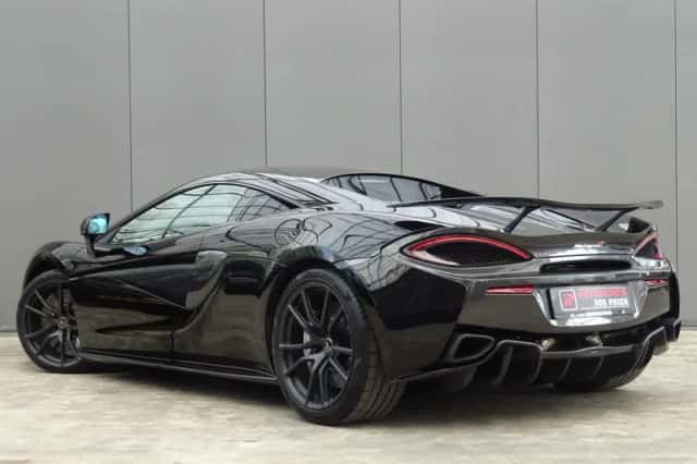 McLaren 570S (2016) thumbnail 3