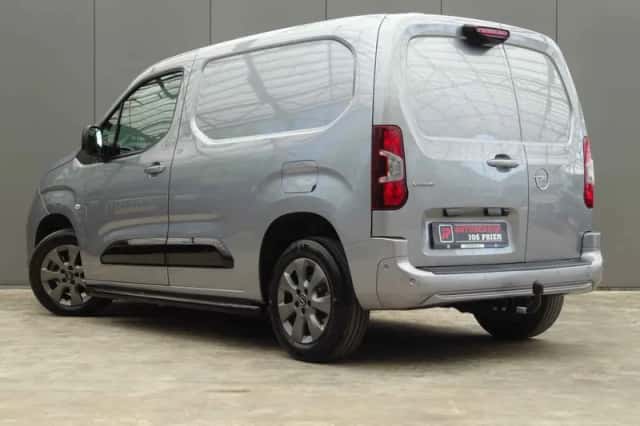 Opel Combo (2024) thumbnail 2