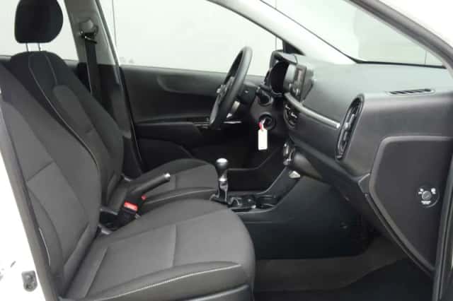 Kia Picanto (2021) thumbnail 3
