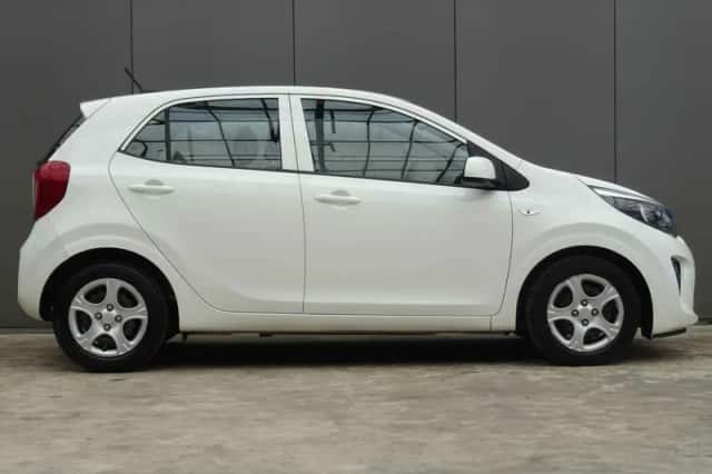 Kia Picanto (2021) thumbnail 6