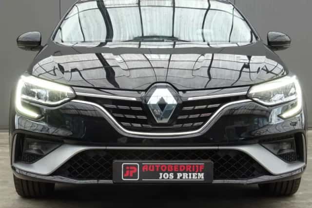 Renault Mégane (2022) thumbnail 5