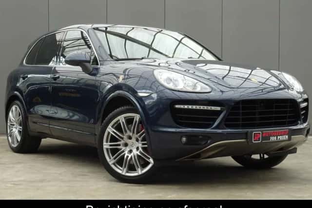 Porsche Cayenne (2011) thumbnail 1