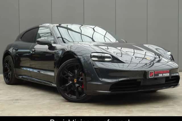 Porsche Taycan (2021) thumbnail 1