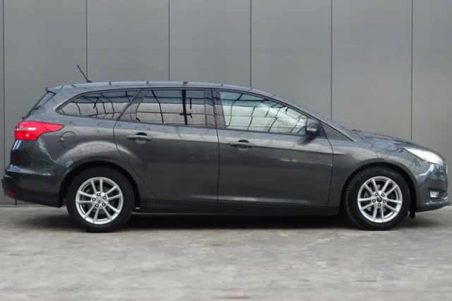 Ford Focus (2016) thumbnail 6