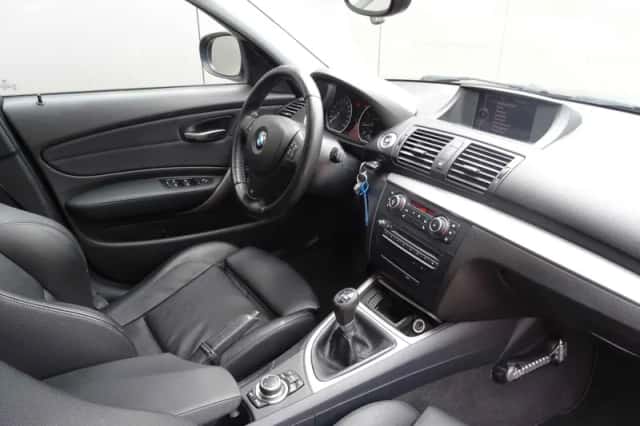 BMW 1-Serie (2011) thumbnail 3