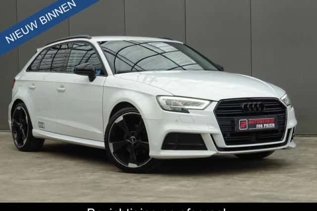 Audi A3 (2016) thumbnail 1