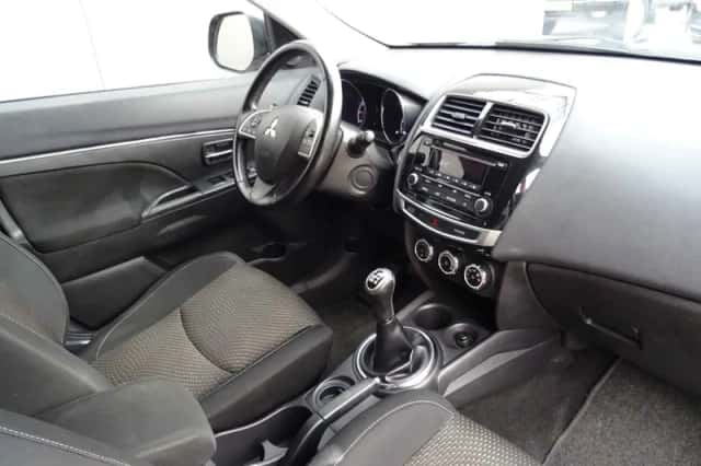 Mitsubishi ASX (2015) thumbnail 4