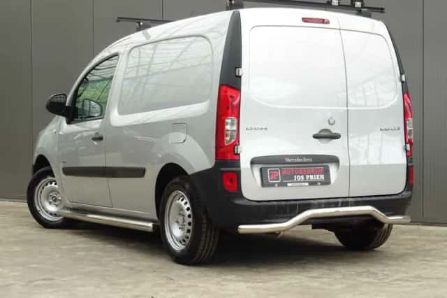 Mercedes-Benz Citan (2016) thumbnail 2