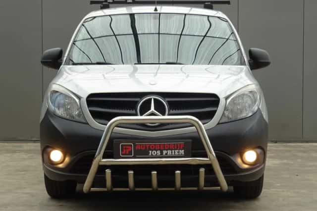 Mercedes-Benz Citan (2016) thumbnail 5