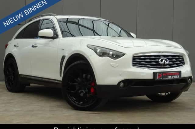 Infiniti FX (2010) thumbnail 1