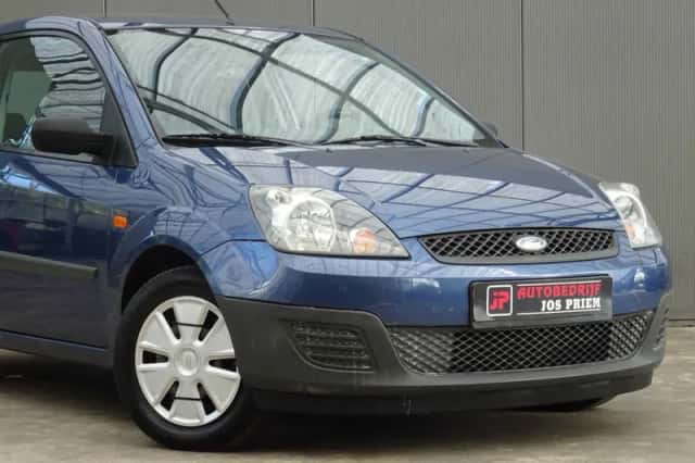 Ford Fiesta (2006) thumbnail 2