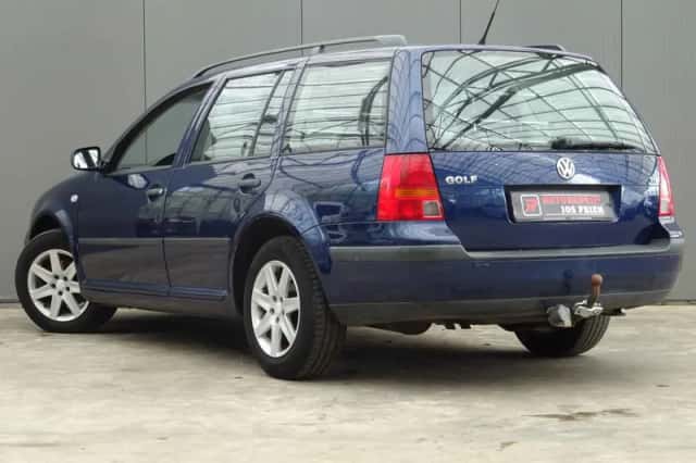 Volkswagen Golf (2004) thumbnail 2