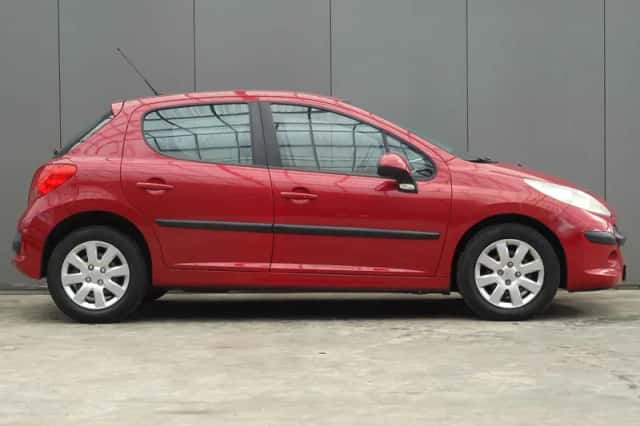 Peugeot 207 (2007) thumbnail 6