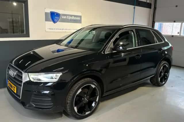 Audi Q3 (2015) thumbnail 1