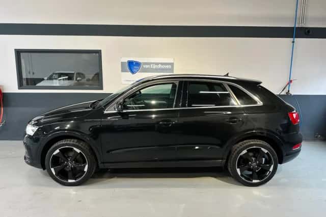 Audi Q3 (2015) thumbnail 5