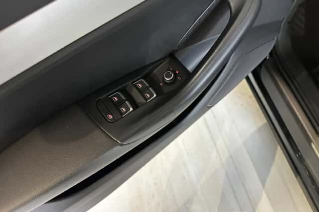 Audi Q3 (2015) thumbnail 6