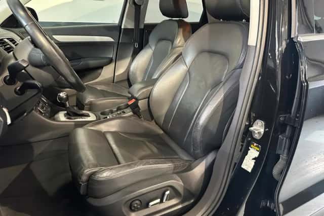 Audi Q3 (2015) thumbnail 6