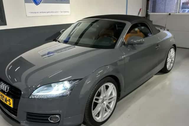 Audi TT (2012) thumbnail 1