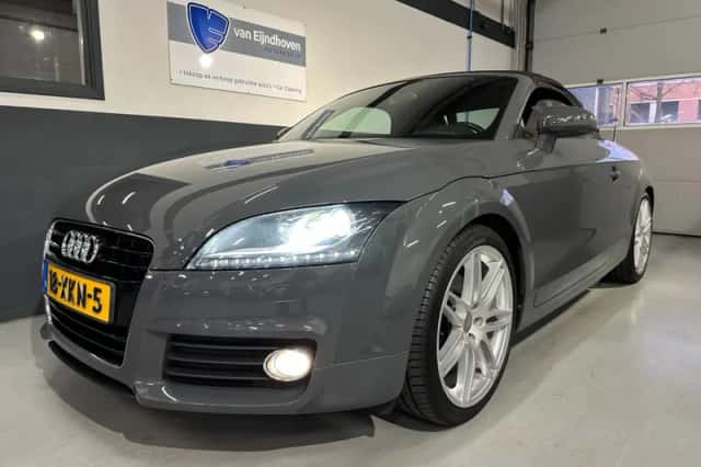 Audi TT (2012) thumbnail 5