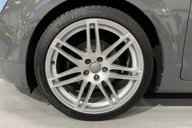 Audi TT (2012) thumbnail 6