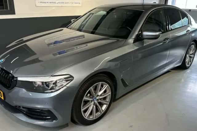 BMW 5-Serie (2019) thumbnail 1