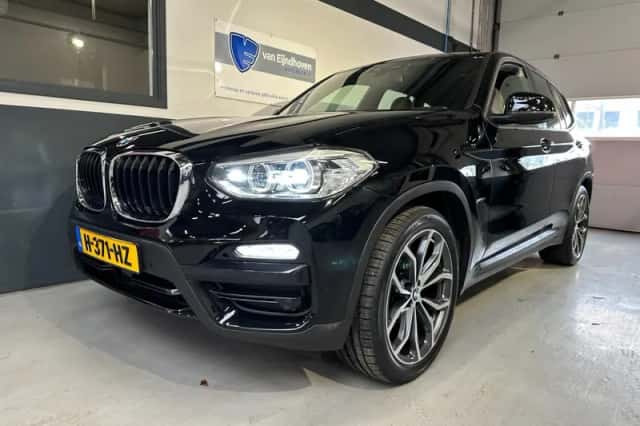 BMW X3 (2018) thumbnail 5