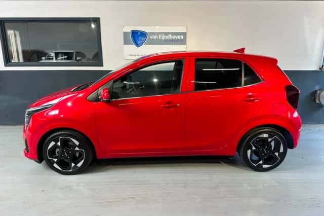 Kia Picanto (2025) thumbnail 3