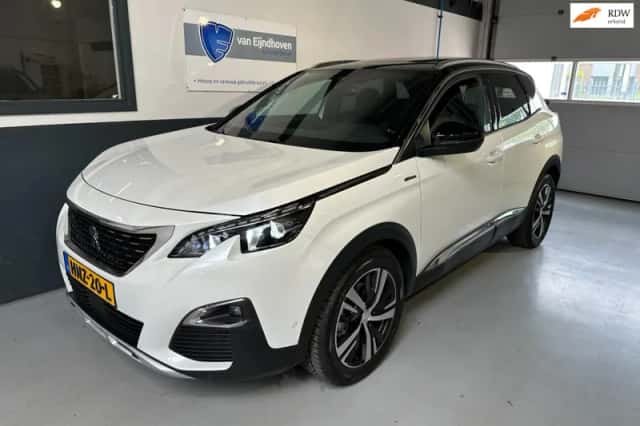 Peugeot 3008 (2019) thumbnail 2