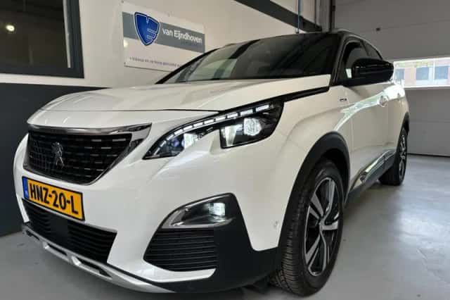 Peugeot 3008 (2019) thumbnail 5