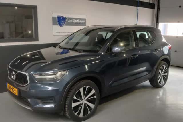 Volvo XC40 (2022) thumbnail 1