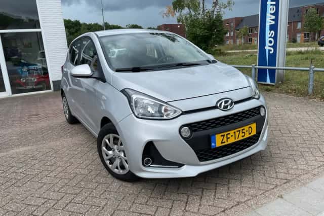 Hyundai i10 (2019) thumbnail 2