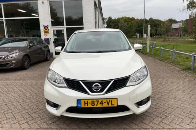 Nissan Pulsar (2017) thumbnail 5