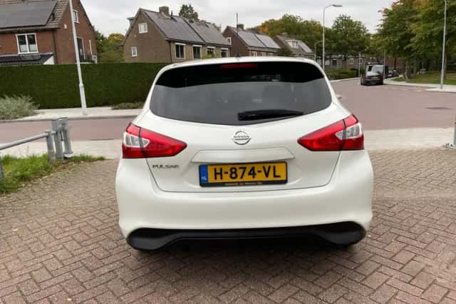 Nissan Pulsar (2017) thumbnail 6