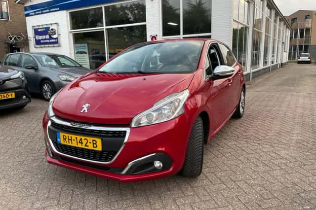 Peugeot 208 (2017) thumbnail 1