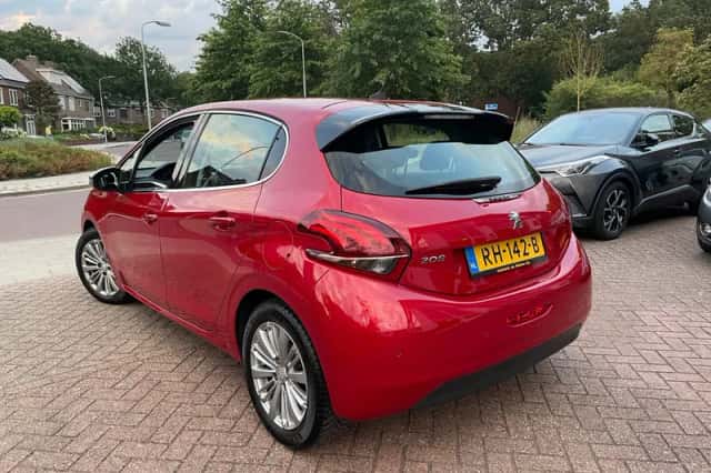 Peugeot 208 (2017) thumbnail 4