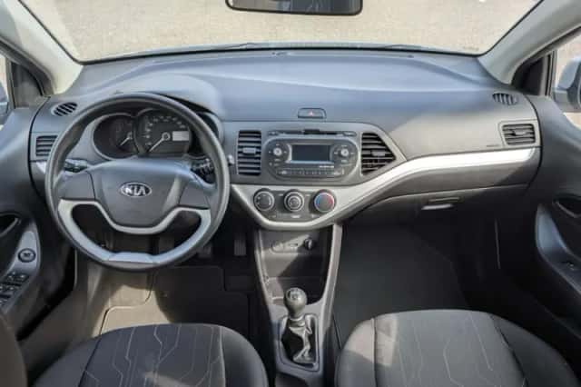 Kia Picanto (2013) thumbnail 6