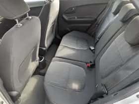 Kia Picanto thumbnail 9
